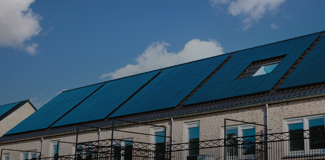 Modern residential solar home